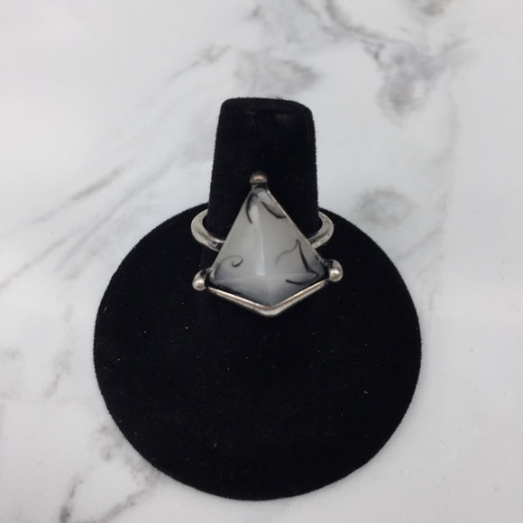 ⬇️$78 Fashion Antique Silver Statement Jewelry Set - Picture 4 of 7